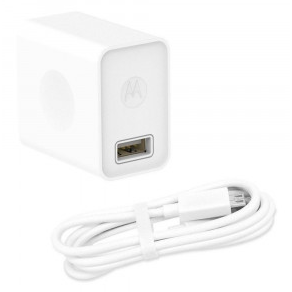 Cargador con cable Motorola genérico USB a Tipo C